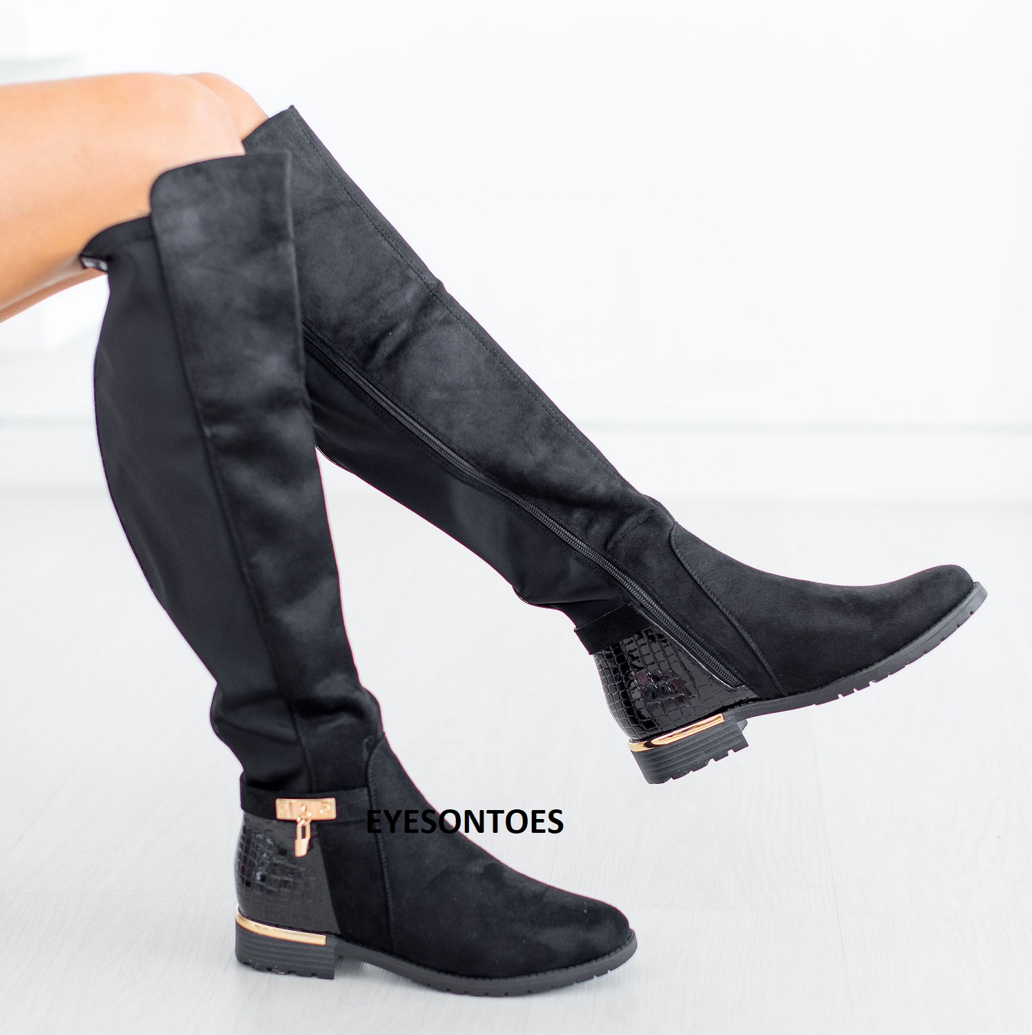 knee high skinny leg boots